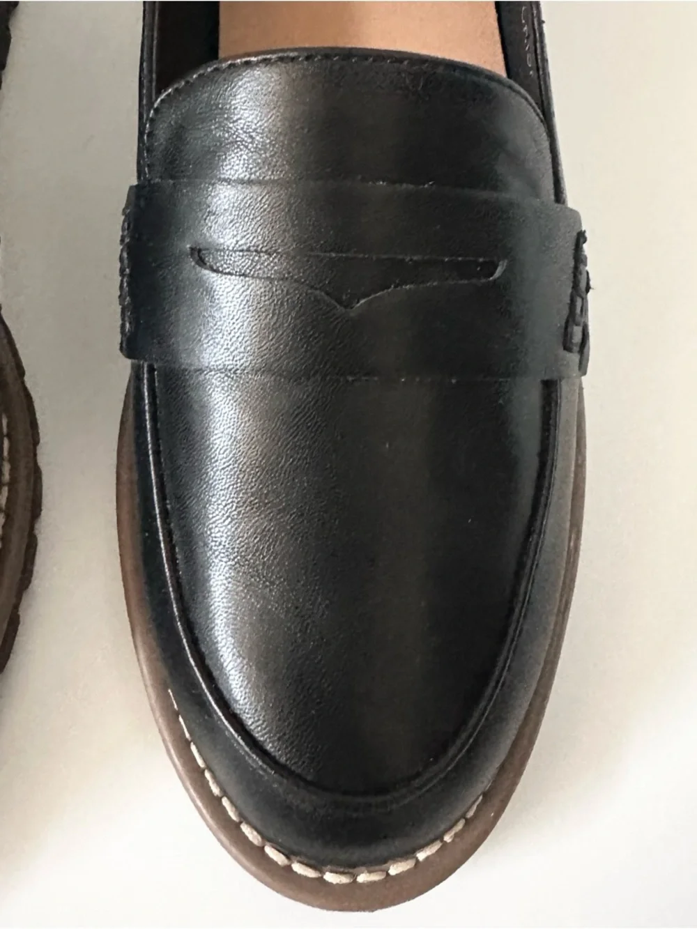DV Dolce Vita Crisp Black Lug Sole Penny Loafers Women's Size 7 New